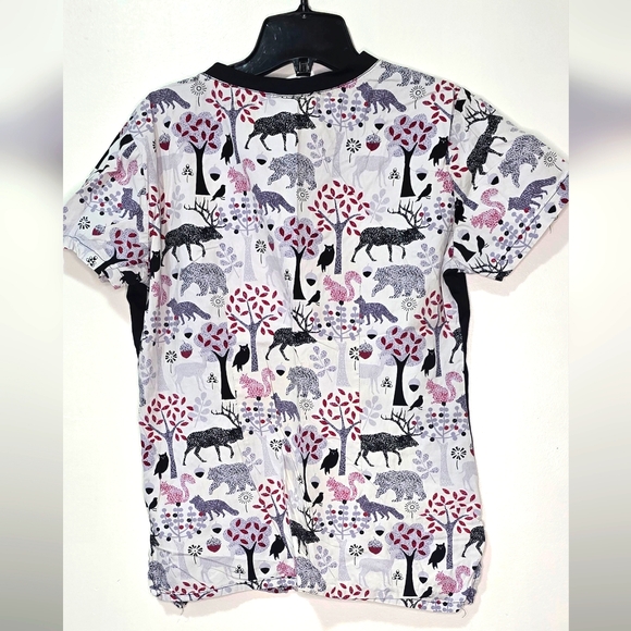 Scrub top winter forest animals - Picture 2 of 2